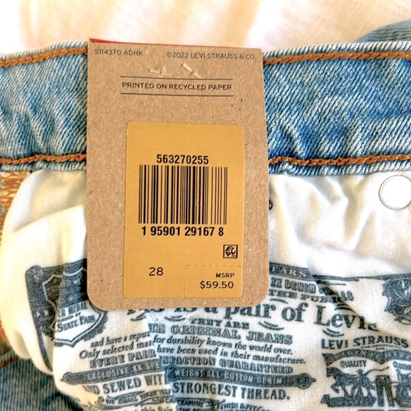 Levi’s Two-Toned High-Rise 501 Shorts - Picture 4 of 7